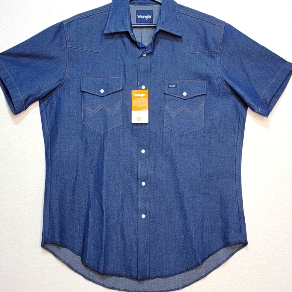 NWT Wrangler Cowboy‎ Cut Men's Blue Denim Shirt SIZE L. #797